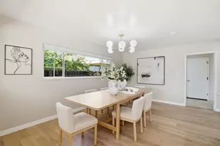 1626 Peacock Ave, Sunnyvale, CA 94087 - Photo 14