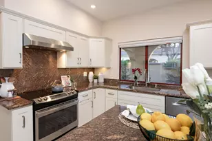 10 9th Ave 107, San Mateo, CA 94401 - Photo 12