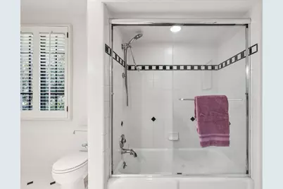 720 Endfield Way, Hillsborough, CA 94010 - Photo 44