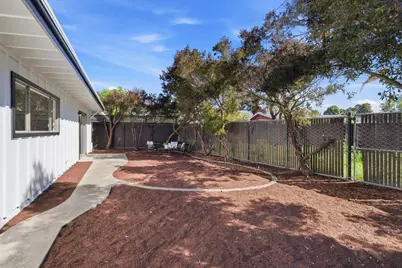 228 Auburn Ave, Santa Cruz, CA 95060 - Photo 36