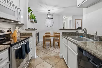 1195 Yarwood Ct, San Jose, CA 95128 - Photo 20