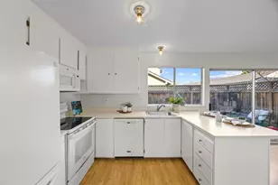 817 Peary Ln, Foster City, CA 94404 - Photo 10