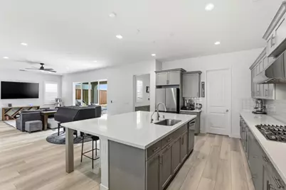 486 Lassen Way, Marina, CA 93933 - Photo 10