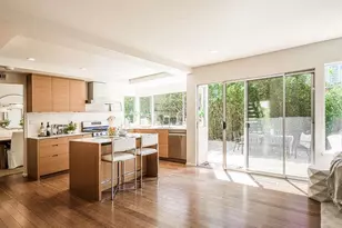 532 Anchor Cir, Redwood Shores, CA 94065 - Photo 12