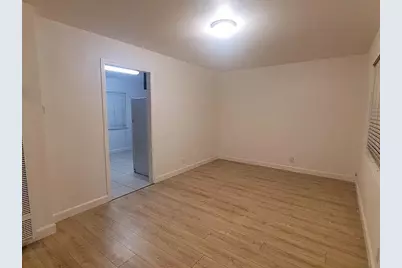 Locust St, San Jose, CA 95110 - Photo 10