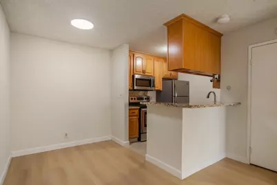 385 Mandarin Dr 11, Daly City, CA 94015 - Photo 8
