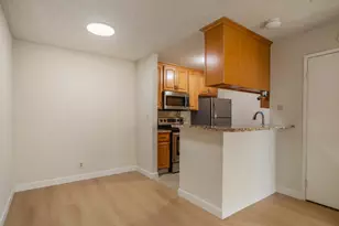 385 Mandarin Dr 11, Daly City, CA 94015 - Photo 8