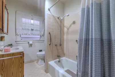 240 Santa Rosa Ave, San Francisco, CA 94112 - Photo 20