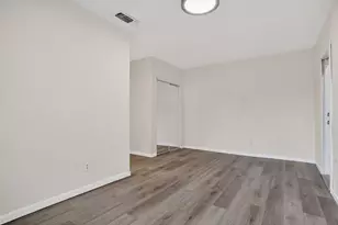 2524 Pemberton Ct, Stockton, CA 95210 - Photo 10