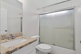 2524 Pemberton Ct, Stockton, CA 95210 - Photo 14