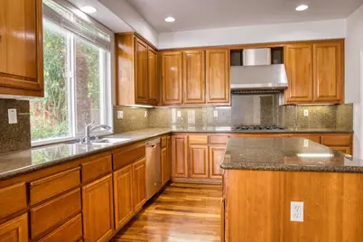 1030 Eastlake Cir, Tracy, CA 95304 - Photo 12