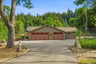 22108 Call of the Wild Rd, Los Gatos, CA 95033 - Photo 2