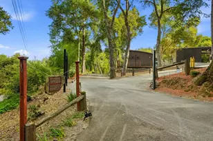 22108 Call of the Wild Rd, Los Gatos, CA 95033 - Photo 52