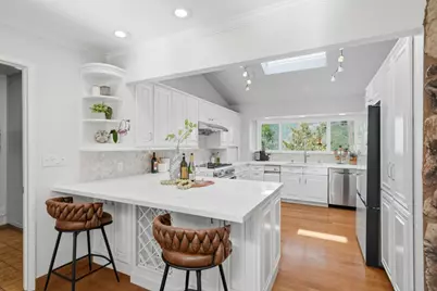 22108 Call Of The Wild Rd, Los Gatos, CA 95033 - Photo 10