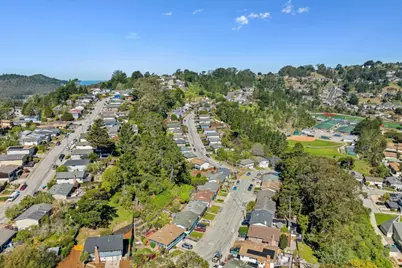 1176 Alicante Dr, Pacifica, CA 94044 - Photo 36