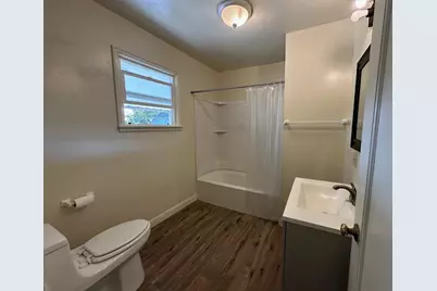 2042 E Mayfair, Fresno, CA 93703 - Photo 18