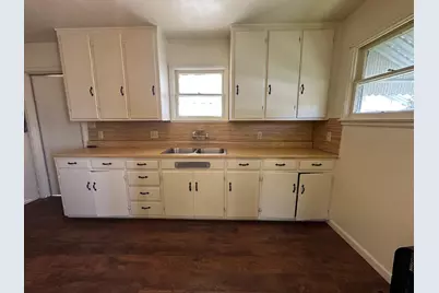 2042 E Mayfair, Fresno, CA 93703 - Photo 14