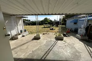 2042 E Mayfair, Fresno, CA 93703 - Photo 22