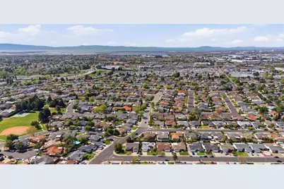 2116 Sunsprite Dr, Union City, CA 94587 - Photo 40