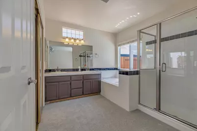 2161 Teakwood Ct, Hollister, CA 95023 - Photo 16