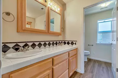 2161 Teakwood Ct, Hollister, CA 95023 - Photo 32