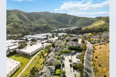 212 Crescent Ct, Brisbane, CA 94005 - Photo 30