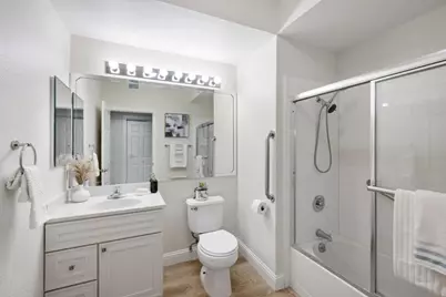 212 Crescent Ct, Brisbane, CA 94005 - Photo 24