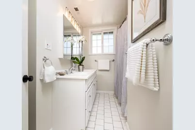 910 Folkstone Ave, San Mateo, CA 94402 - Photo 14