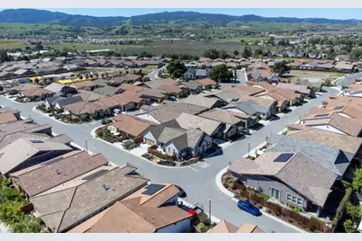 1181 McClellan St, Hollister, CA 95023 - Photo 40