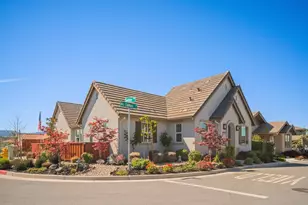 1181 McClellan St, Hollister, CA 95023 - Photo 2