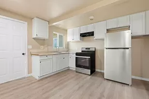 333 W 4th St, Stockton, CA 95206 - Photo 16