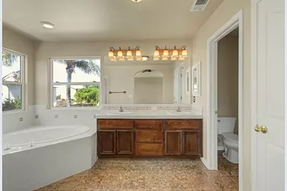 1753 Mills, Los Banos, CA 93635 - Photo 26