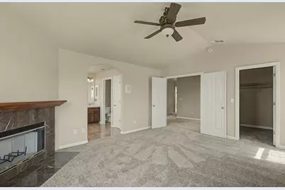 1753 Mills, Los Banos, CA 93635 - Photo 24