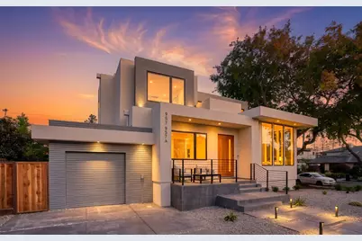 957 Clara Dr, Palo Alto, CA 94303 - Photo 1