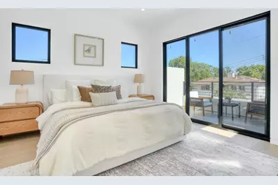 957 Clara Dr, Palo Alto, CA 94303 - Photo 30