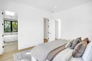 957 Clara Dr, Palo Alto, CA 94303 - Photo 32