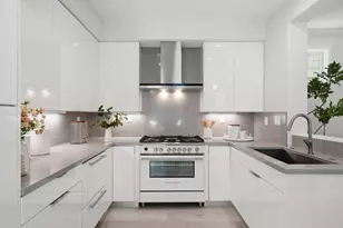 210 Morgan Ln, Menlo Park, CA 94025 - Photo 12