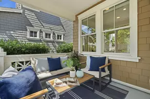 210 Morgan Ln, Menlo Park, CA 94025 - Photo 4