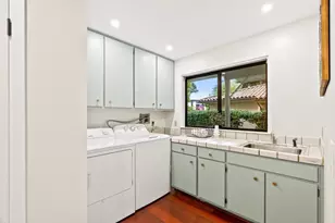 320 Cliff Dr, Aptos, CA 95003 - Photo 18