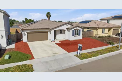 331 Lolly Way, Los Banos, CA 93635 - Photo 4