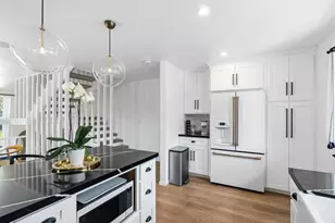 37 La Playa St 37, Monterey, CA 93940 - Photo 12