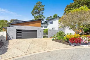 587 St Andrews Dr, Aptos, CA 95003 - Photo 2