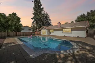 16870 Gallop Dr, Morgan Hill, CA 95037 - Photo 14