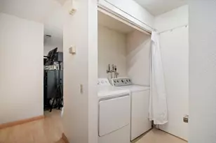 2599 Easton Ln 109, San Jose, CA 95133 - Photo 18