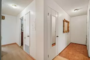 2599 Easton Ln 109, San Jose, CA 95133 - Photo 16
