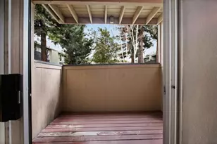 2599 Easton Ln 109, San Jose, CA 95133 - Photo 12