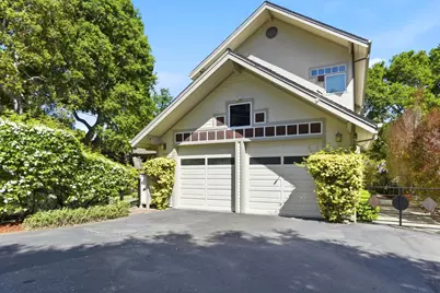 2060 Bunker Hill Dr, San Mateo, CA 94402 - Photo 2