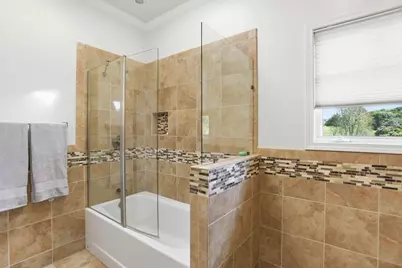 2060 Bunker Hill Dr, San Mateo, CA 94402 - Photo 36