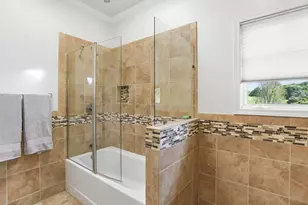 2060 Bunker Hill Dr, San Mateo, CA 94402 - Photo 36