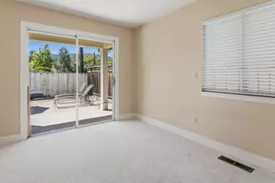 2160 Rosswood Dr, San Jose, CA 95124 - Photo 18
